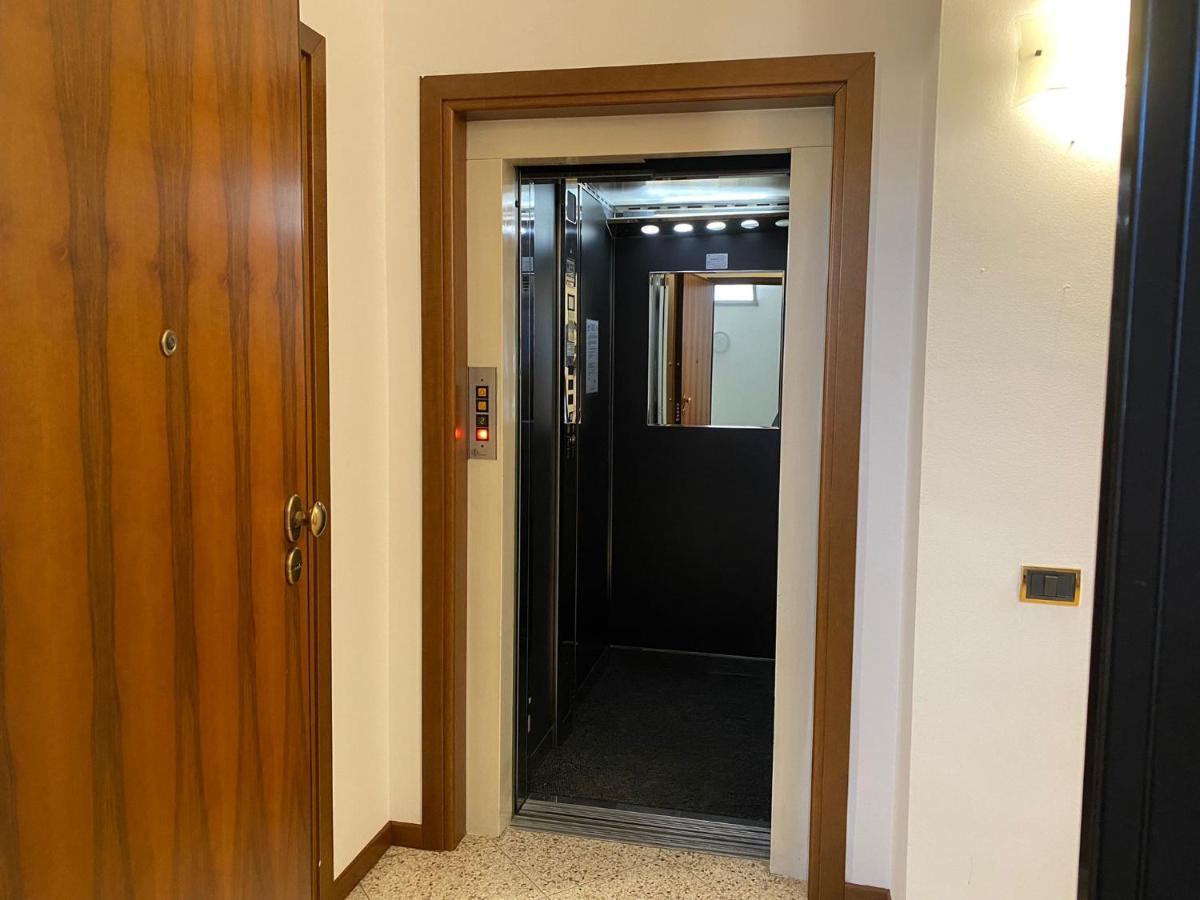 Stresa Centro Apartment Luaran gambar